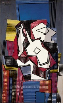 Pablo Picasso Painting - Botella de guitarra y frutero 1922 Pablo Picasso